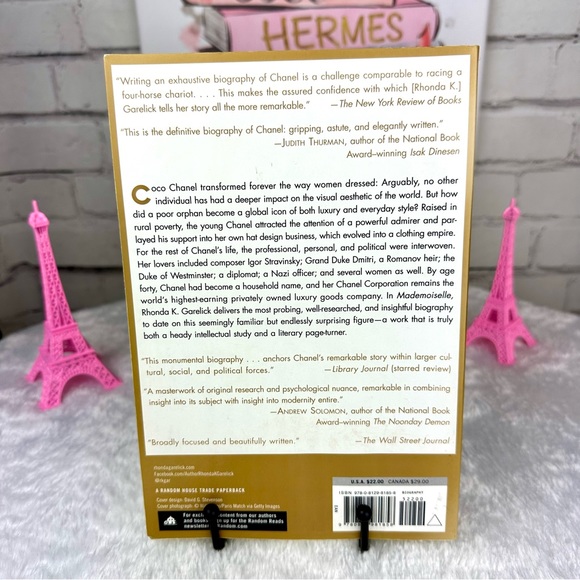 Coco CHANEL book - Picture 2 of 2